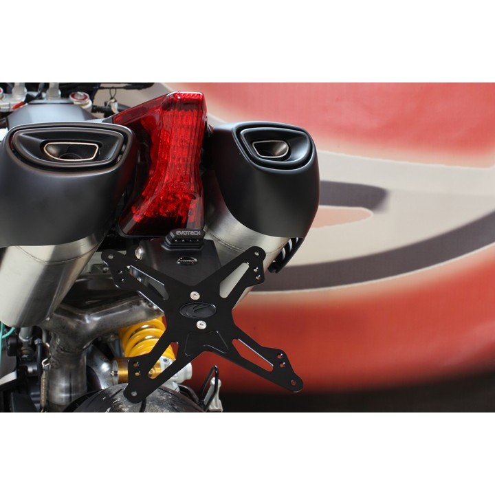 EVOTECH Soporte de matrícula para Aprilia Dorsoduro 750 08-12 - ESTR-1002