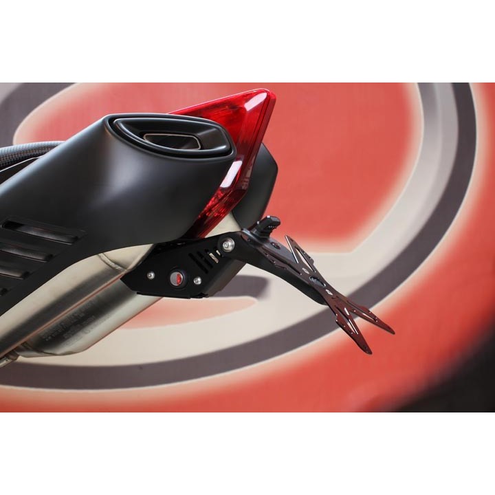 EVOTECH Portatarga aprilia dorsoduro 750 13-17 / 1200/ 900 ESTR-1007