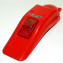 guardabarros trasero con piloto trasero ho03611-069 color rojo