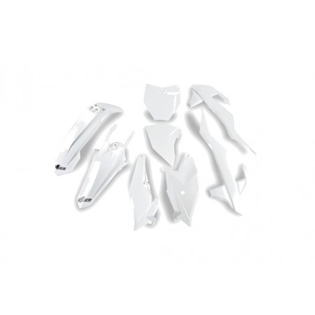 complete plastic kit 20-21