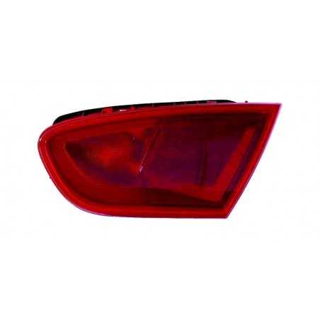 Interior right rear light