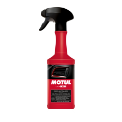 Cleaning spray absorbs odors for tobacco, animals, food etc.