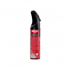 Upholstery cleaner for car seats with brush and a pleasant scent