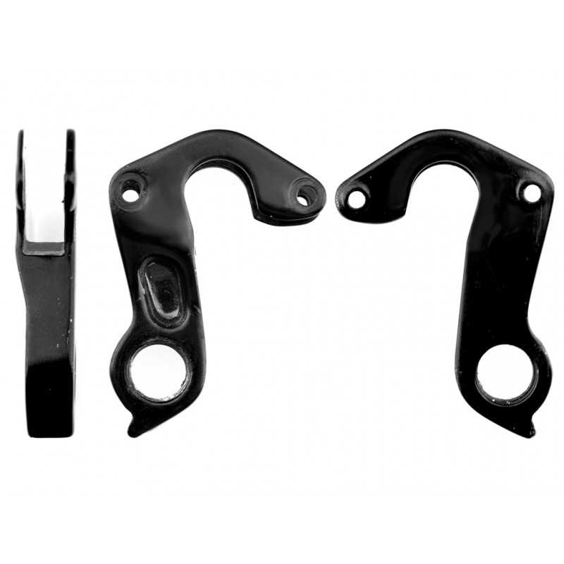 Derailleur hanger 