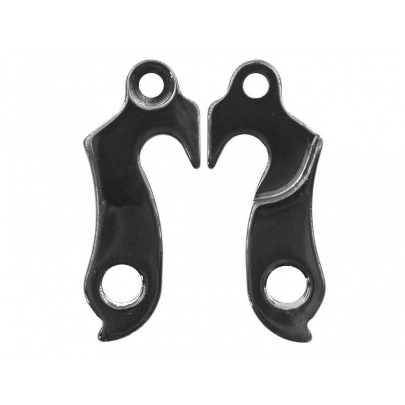 Derailleur hanger 