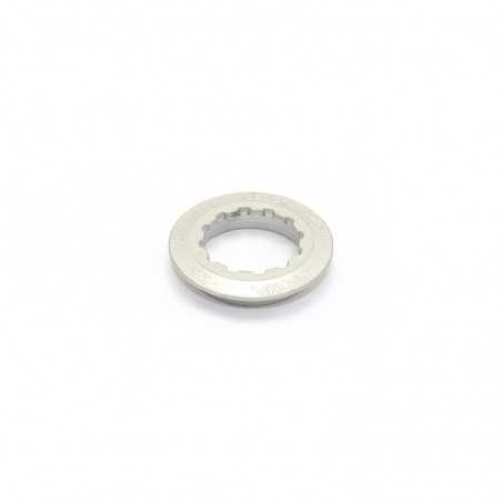 Polyvalent cassette gears locking 30.5 x 24f