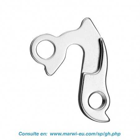 Derailleur hanger