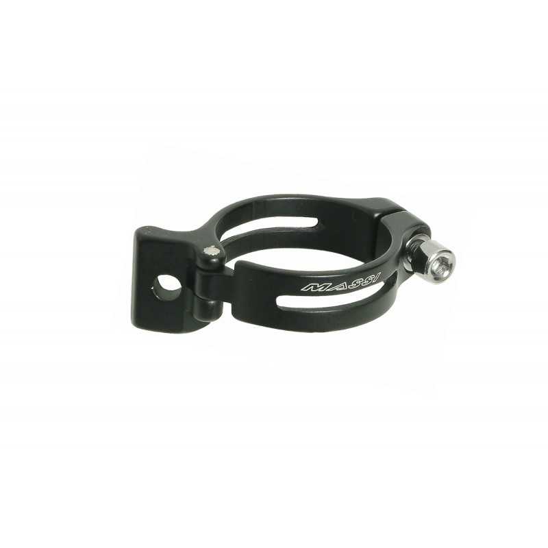 Diverting clamp