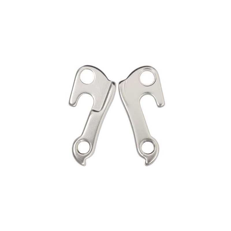Derailleur hanger 