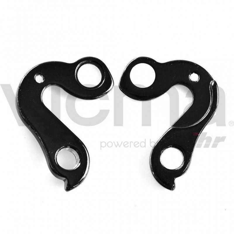 Derailleur hanger 