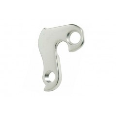Derailleur hanger 