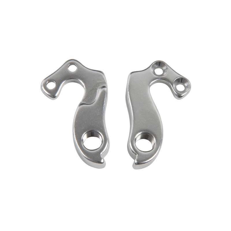 Derailleur hanger 
