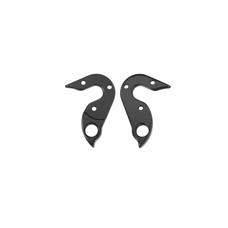 Derailleur hanger 