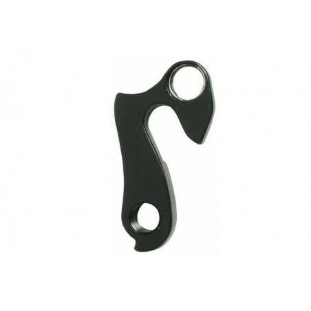Derailleur hanger