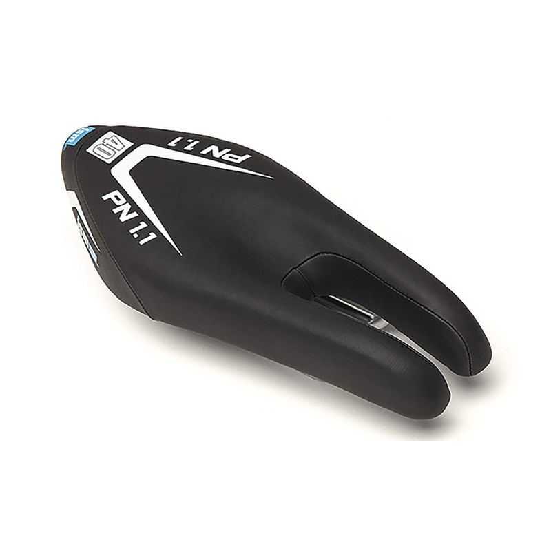 Black saddle  ISM. PN 1.1