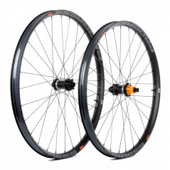 VUELTAUSA JUEGO DE RUEDAS MT+ MULLET 15X110 12X148 BOOST SHIMANO PGRUMTPMU21J