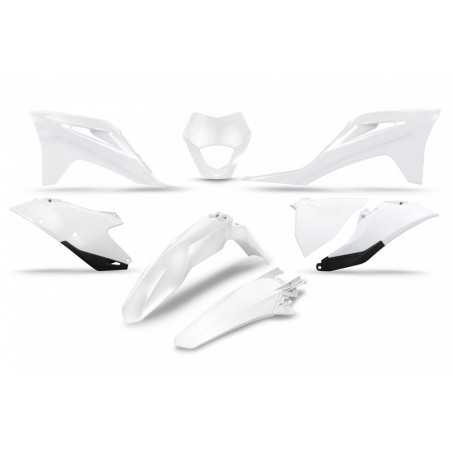 kit de plasticos
