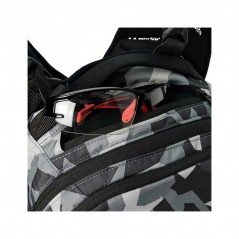 USWE MOCHILA SHRED 16L CAMO/BLACK 7350069263193