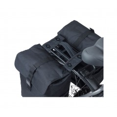 BASIL Alforjas traseras para bicicleta con placa poliéster MOVE 30L (27X16X38 CM) MIK 2.0 725847VAR