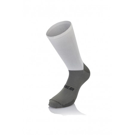 MB WEAR Graphene cycling socks PRO 726915VAR