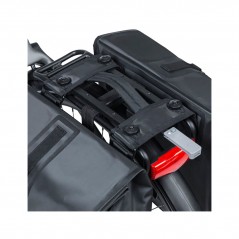 BASIL Alforjas traseras impermeables para bicicleta con sistema URBAN DRY 50L E (16X31X32 CM) MIK 2.0 727033