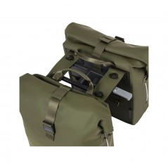 BASIL Alforjas traseras impermeables para bicicleta con sistema y luz integrada SOHO 41L O (15X31X38 CM) MIK 2.0 727041