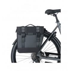 BASIL Alforjas traseras impermeables para bicicleta con sistema poliester reflectante TOUR 28L (13X29X28 CM) MIK 2.0 727044