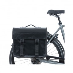 BASIL Alforjas traseras extensibles impermeables para bicicleta con sistema URBAN LOAD 48-53L (8X38X30 CM) MIK 2.0 727047