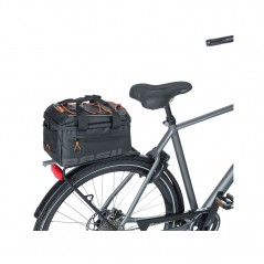 BASIL Bolsa impermeable para portabultos de bicicleta con sistema 7L (30X19X16 CM) MIK 2.0 727051