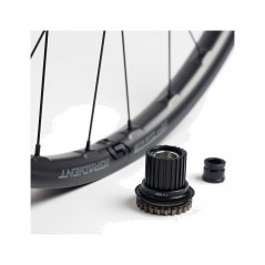 FSA Juego de ruedas montaña para bicicletas con disco seis agujeros GRADIENT I30 148 29" BOOST SRAM XD CARBONO TUBELESS READY 72