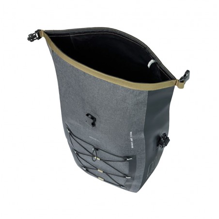 BASIL Waterproof bag with hooks, canvas/polyester NAVIGATOR STORM L MIK 12-15L (27X15.5X41 CM) 728925