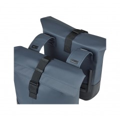 BASIL Alforjas traseras sistema puente pet/cuero azul marino/negro COVE UNIVERSAL BRIDGE SYSTEM 28-32L (29X14.5X36 CM) 728951