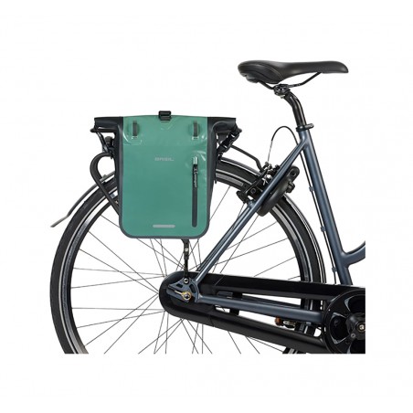 BASIL Waterproof canvas bag with hooks RIVO M MIK 12-15L (25X14X38 CM) 728956