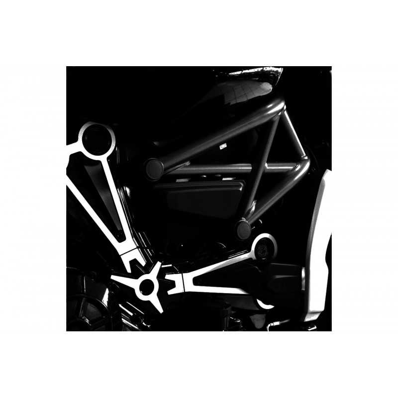 Chassis plugs 