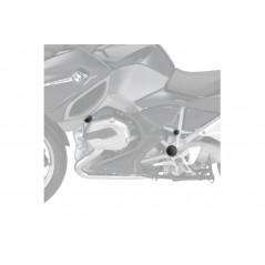 Chassis plugs