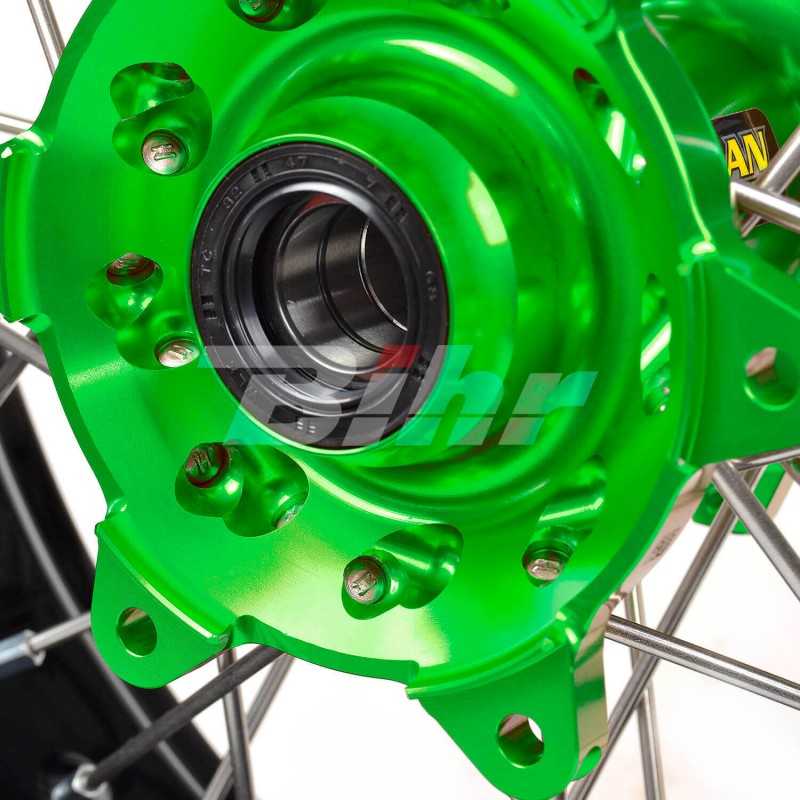 Full wheel black hoop  17-5,00 buje verde 1 26009/3/7