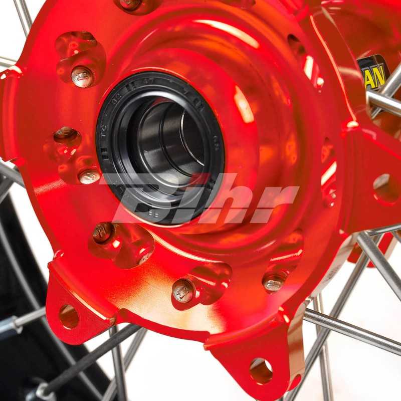 Full wheel black hoop  17-4,25 buje rojo 1 16407/3/6