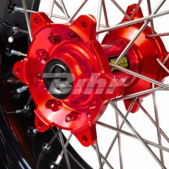 Full wheel black hoop  17-4,25 buje rojo 1 16407/3/6