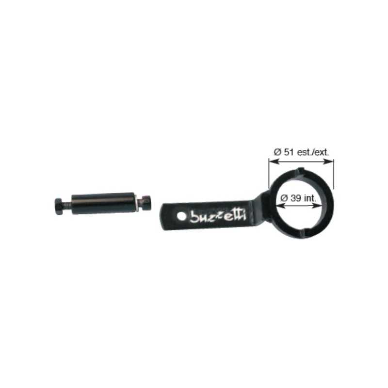 Tool, placement of front pulley