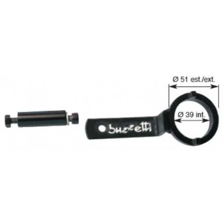 Tool, placement of front pulley