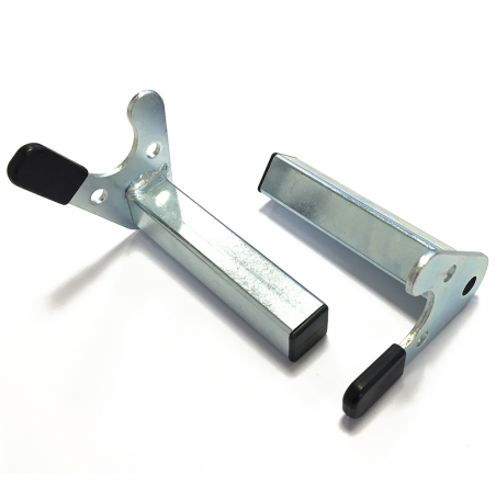 Brackets v swingarm spools for rear stand