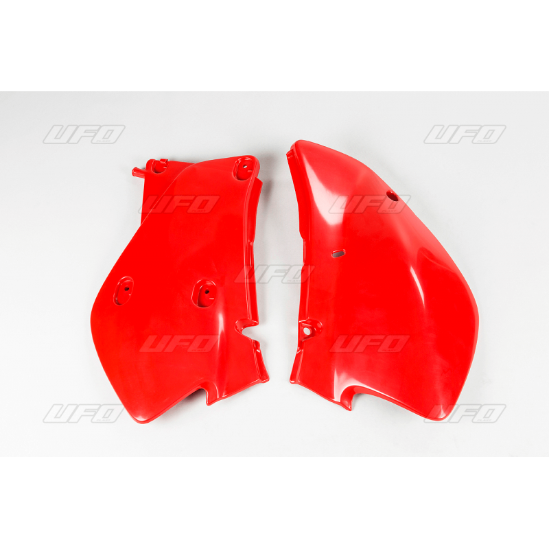 REAR SIDE PANELS
