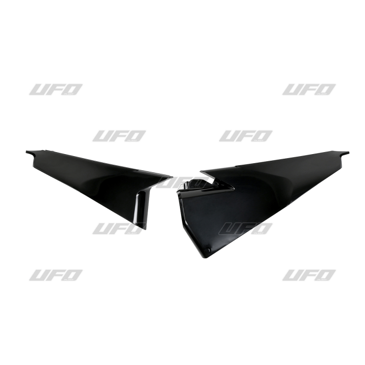Lower side panels