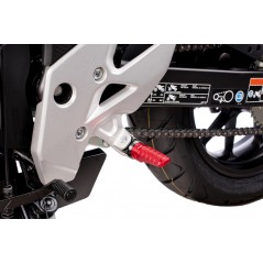 PUIG Juego de estriberas Hi-Tech modelo Racing para piloto lado derecho e izquierdo 6301