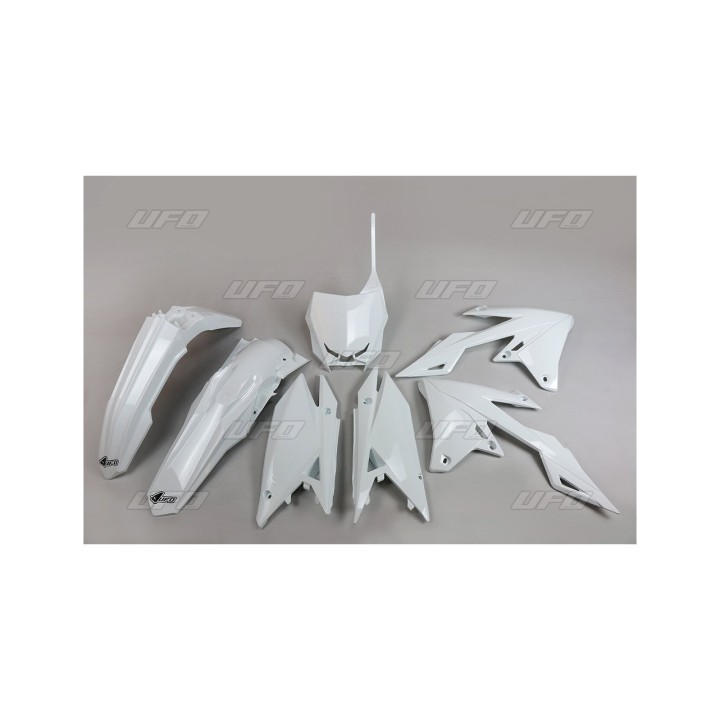 Plastic kit