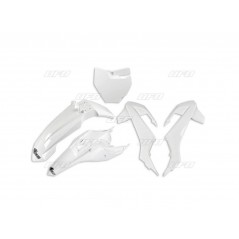 Plastic kit
