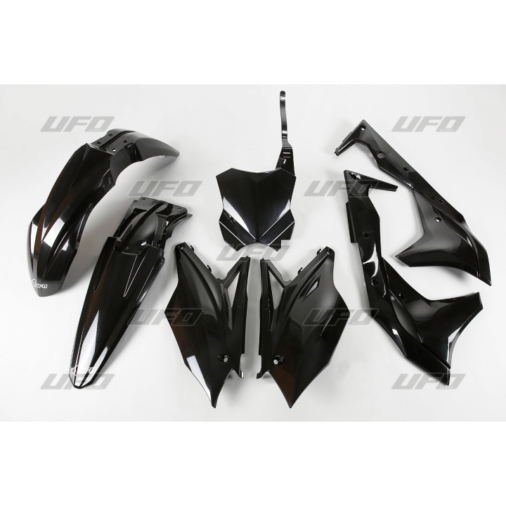 Plastic kit