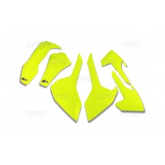 Complete plastic kit HUKIT618-DFLU