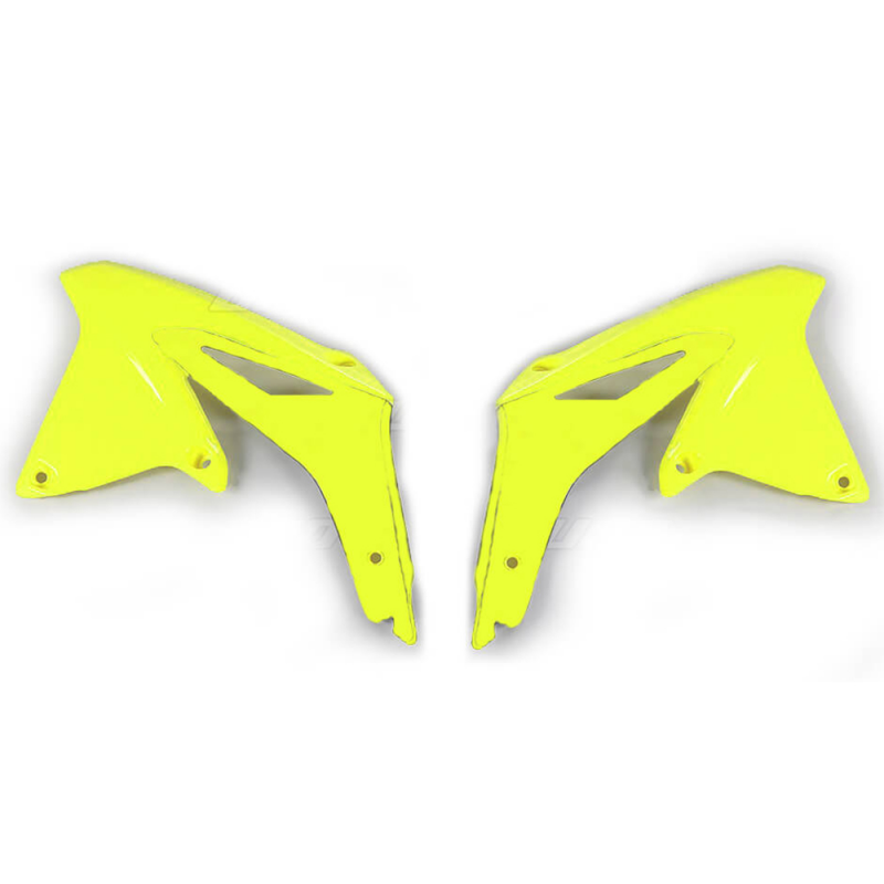 RADIATOR SIDE PLASTICS