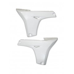 Side plastic lower radiator YA04824 Color White